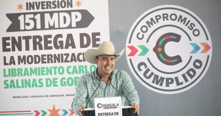 Manolo Jiménez, gobernador de Coahuila, en un evento público.