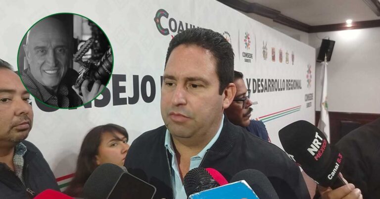 En grande, alcalde de Saltillo Javier Díaz; en un círculo, el fallecido productor y director saltillense Pedro Torres Castilla.