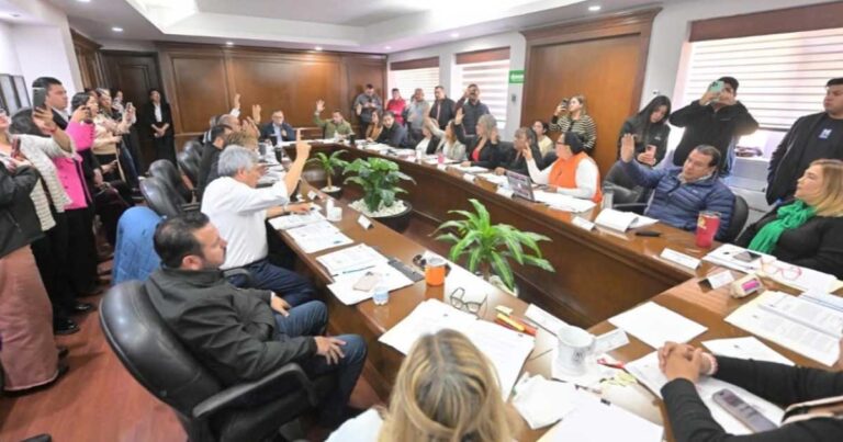 Cabilldo de Monclova aprobando la donación de predios.