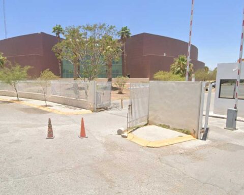 Exterior de la UAdeC Unidad Laguna.