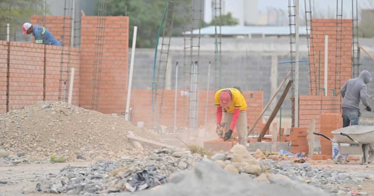 Obra de escuela en Monclova.