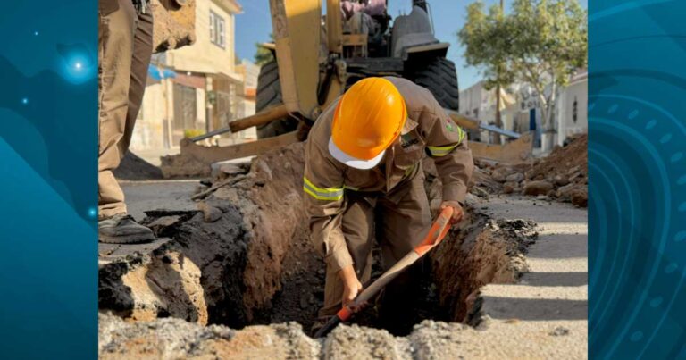 Trabajador de SIMAS Torreón.