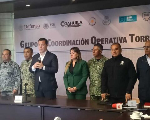 Fiscal general de Coahuila Federico Fernández, en reunión en la La Laguna.