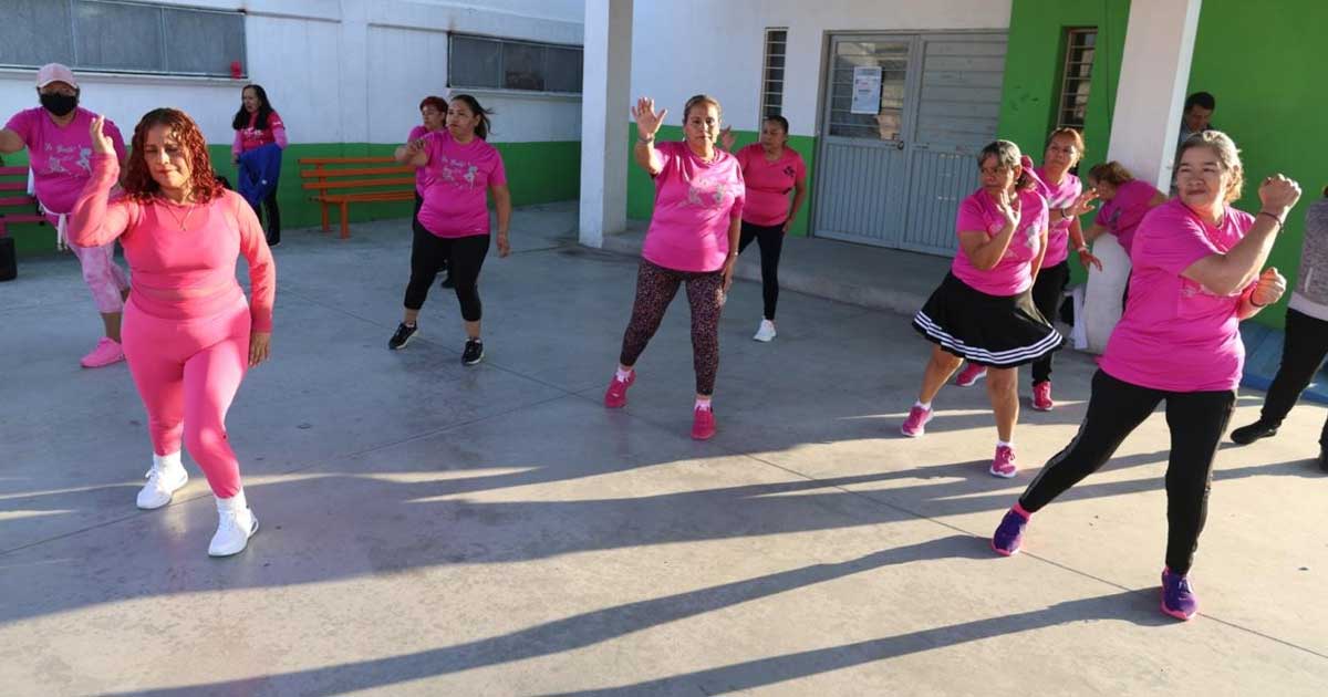 Mujeres activándose en Saltillo.