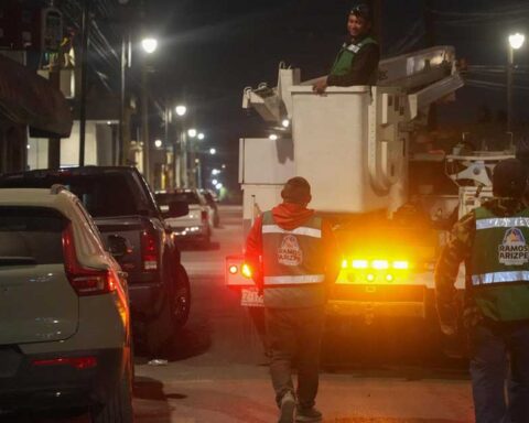 Trabajadores de Ramos Arizpe en una jornada nocturna.