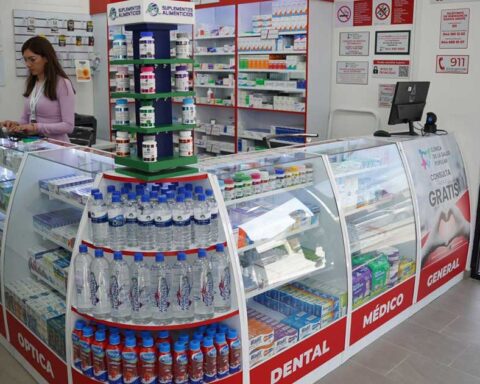 Farmacia de la segunda Clínica de la Salud en Ramos Arizpe.