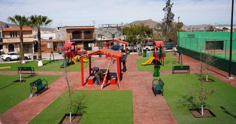 Vista aérea de una plaza en Ramos Arizpe.