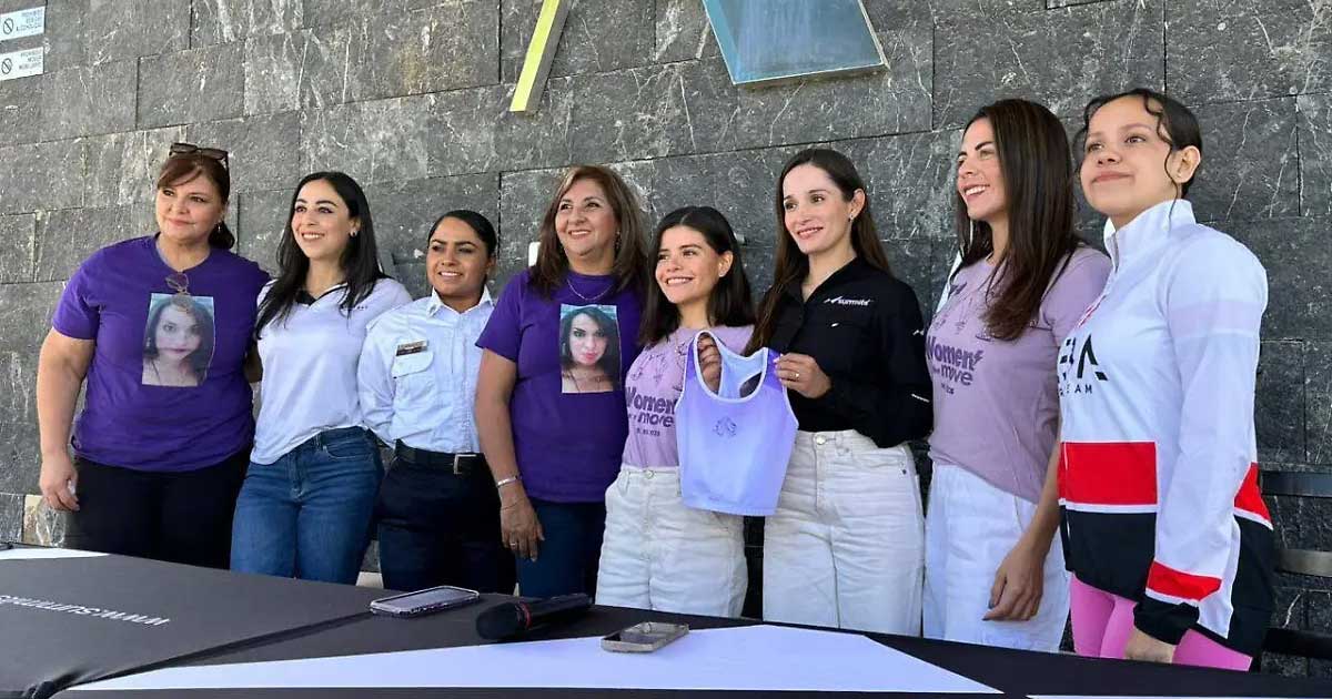 Conferencia de prensa de la carrera 8M en Torreón.