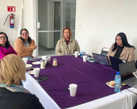 Mesa de trabajo del IMM Torreón.
