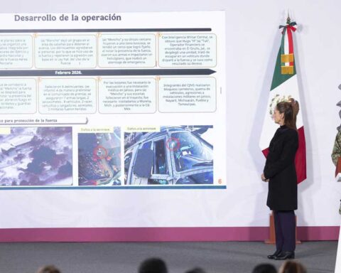 Ricardo Trevilla, secretario de Defensa, en la conferencia de prensa de la presidenta Claudia Sheinbaum explicando el operativo contra El Mencho.