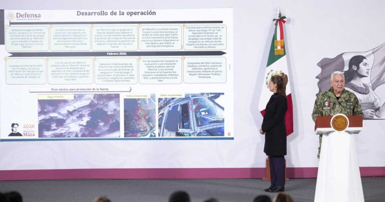 Ricardo Trevilla, secretario de Defensa, en la conferencia de prensa de la presidenta Claudia Sheinbaum explicando el operativo contra El Mencho.