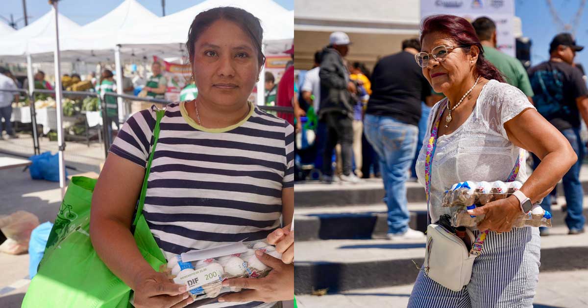 Mujeres portando el huevo comprado en el mercadito de Ramos Arizpe.