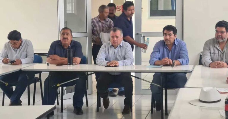 Sesión Extraordinaria del Comité Hidráulico del Distrito de Riego 017.