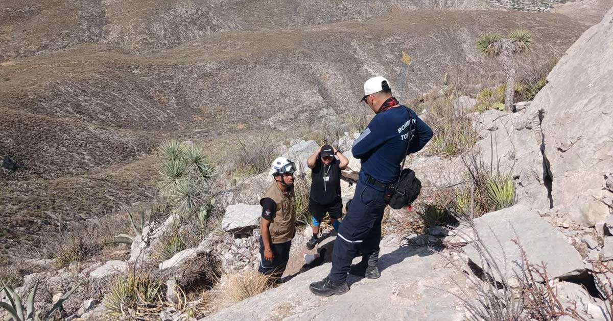 Atención a persona lesionada en el Cerro Cristo de las Noas.
