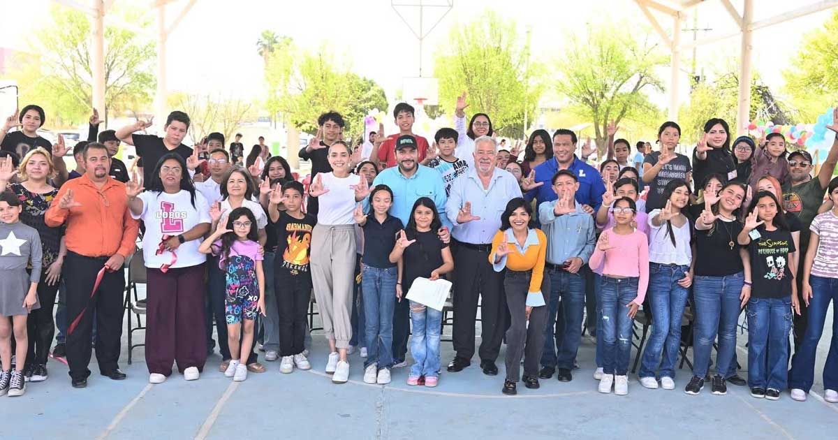 Niñas y niños de Monclova.