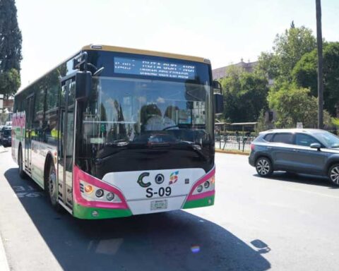 Autobús de Aquí Vamos Gratis en Saltillo.
