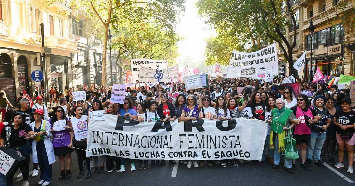 Mujeres manifestándose en Argentina.