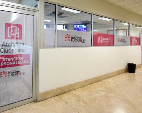 Exterior de la oficina de Atención Ciudadana en Torreón.
