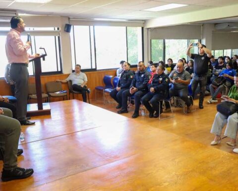 Conferencia en la UAdeC Laguna.