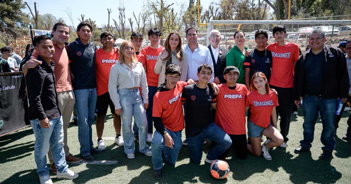Jóvenes del Torneo Interprepas 2026 en Saltillo.