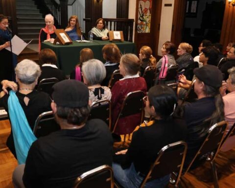 Presentación del libro en Casa Purcell de Saltillo.