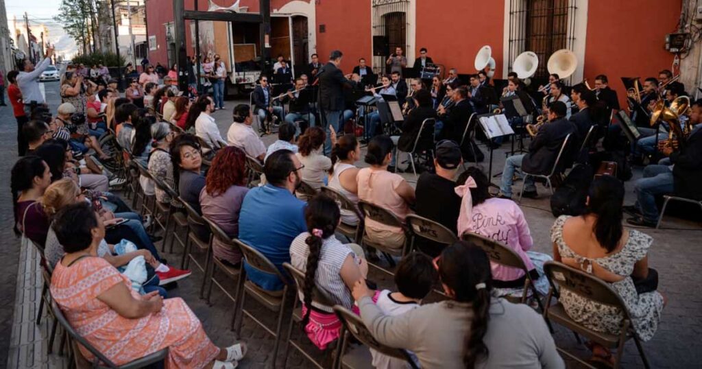 Banda de Música del Estado de Coahuila en Paseo Capital de Saltillo.