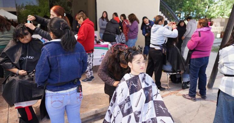 Brigada del DIF Saltillo.
