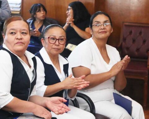 Trabajadoras del Hospital Unviersitario de la UAdeC en Saltillo.
