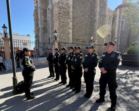 Elementos del Agrupamiento Turístico de la Policía de Saltillo.