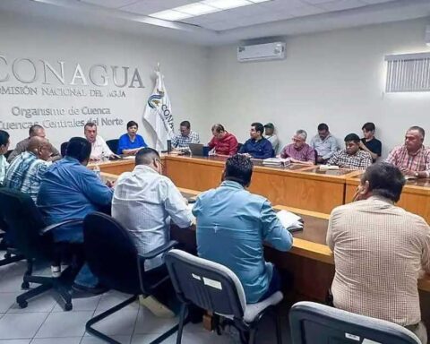 Reunión de funcionarios de Matamoros, San Pedro y la Conagua.
