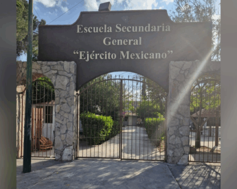 caída de alumna desde segundo piso