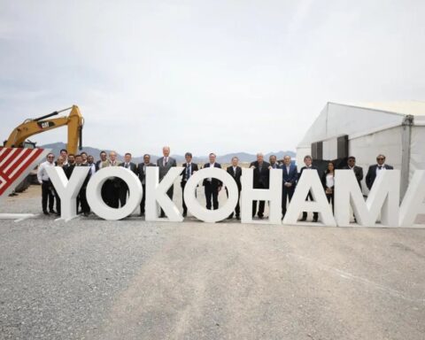 trabajadores Yokohama