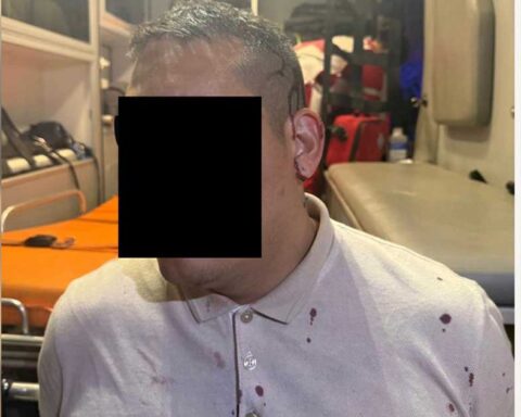 Hombre detenido por agredir con un machete a su padrastro en Torreón.