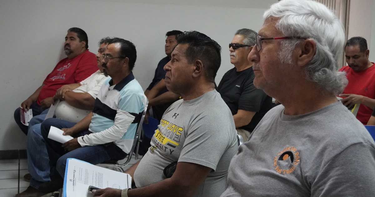 Conductores de transporte público en capacitación del IMM Torreón.