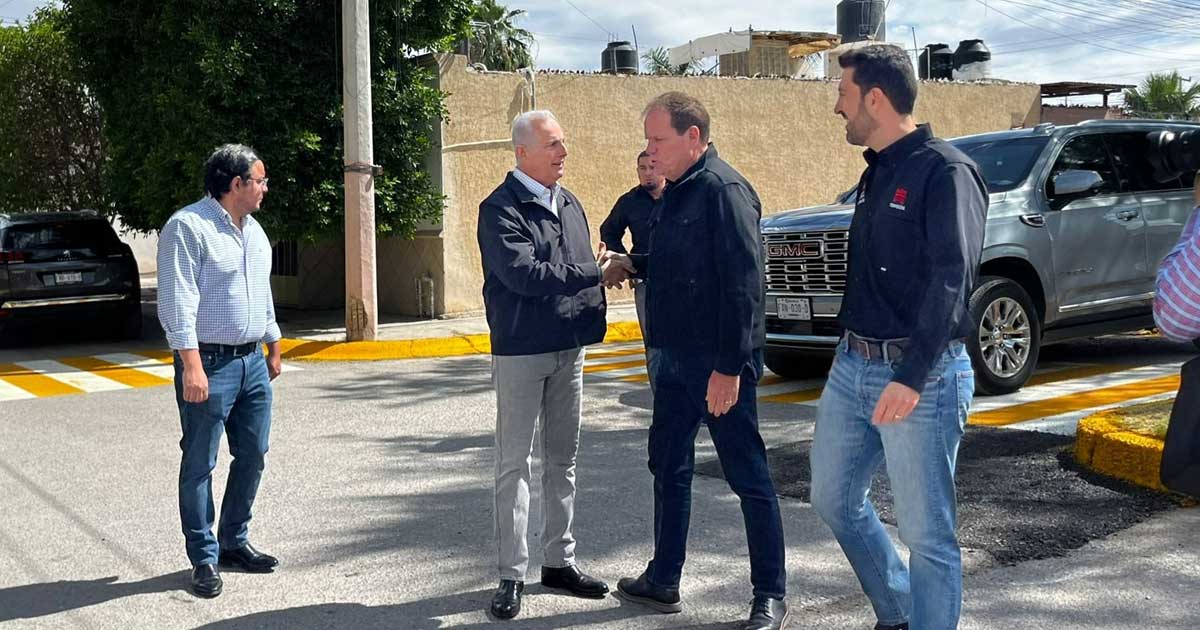 Alcalde de Torreón Román Cepeda y otros funcionarios.