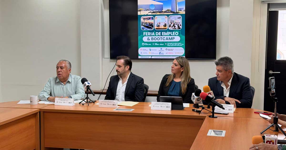 Rueda de prensa para anunciar la Feria del Empleo del Tec Milenio Campus Laguna.