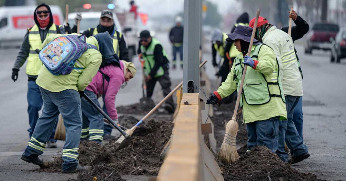 Trabajadores de "Aquí Andamos" en Saltillo.