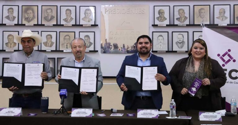 Firma de convenio del IEC.
