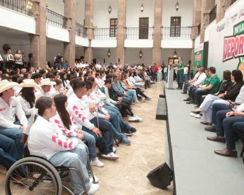 Evento de aooyo a deportistas en Coahuila,