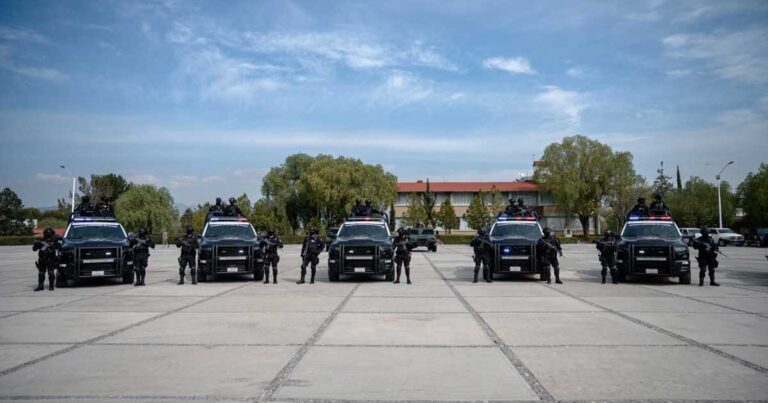 Patrullas y elementos de seguridad en Saltillo.