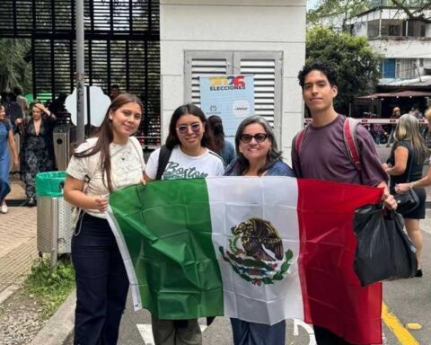 Estudiantes de la UAdeC en el extranjero.