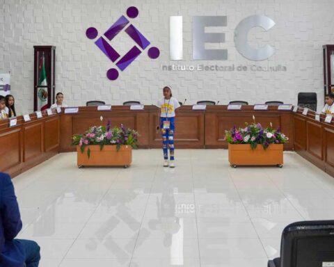 Cabildo Infantil de Ramos Arizpe en el IEC.