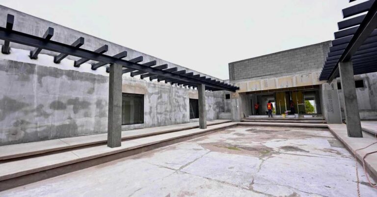 Construcción del CEIS en Monclova.