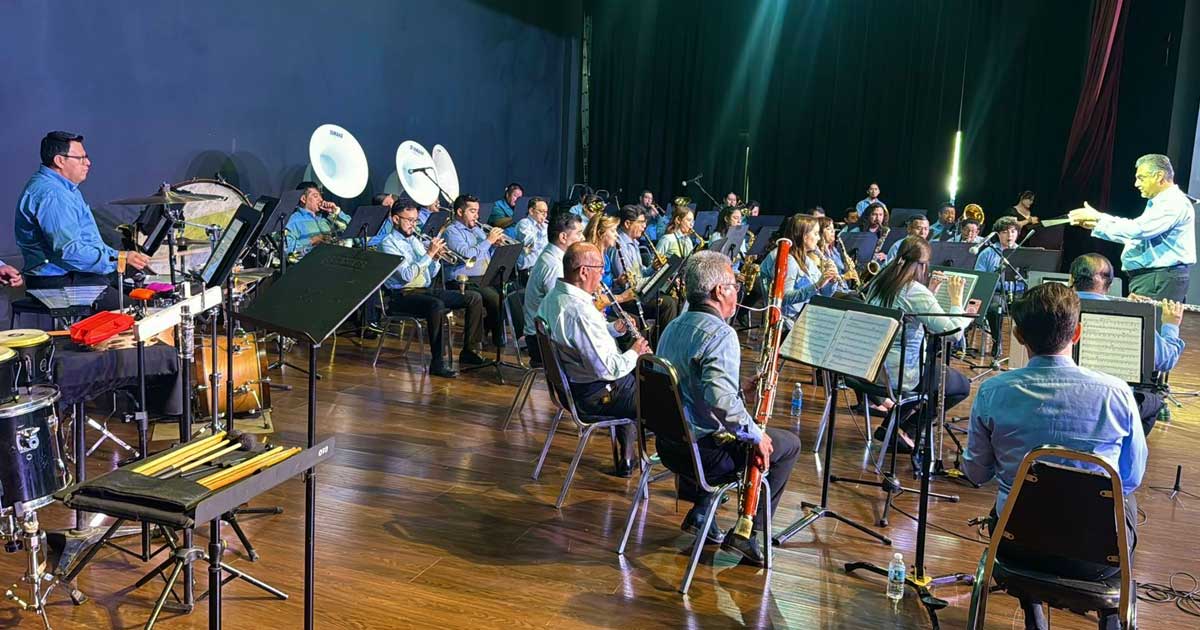 Banda de Música del Estado en concierto en Ramos Arizpe.