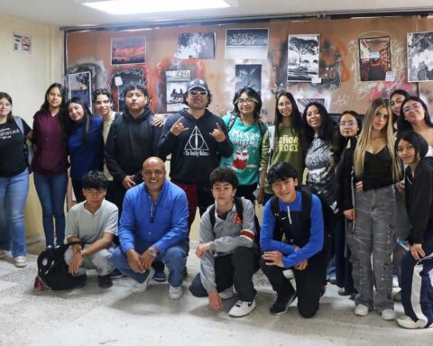 Estudiantes de la Prepa 1 de la UAdeC.