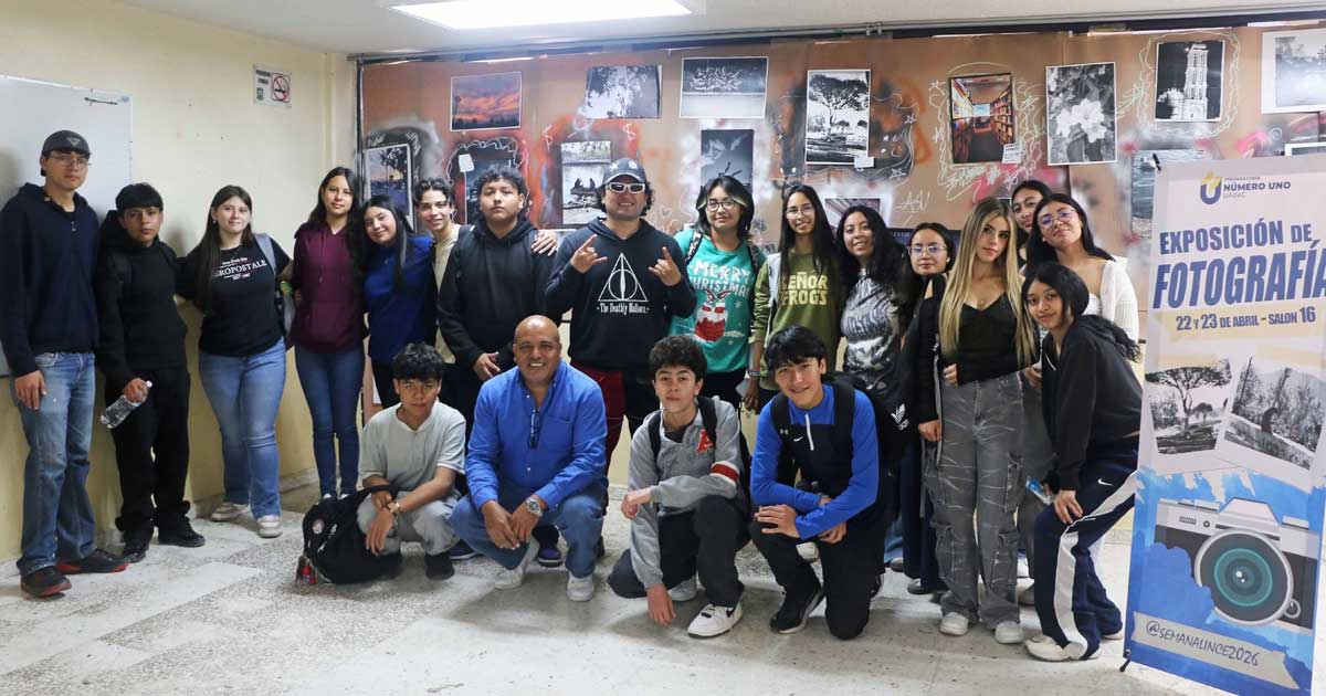 Estudiantes de la Prepa 1 de la UAdeC.