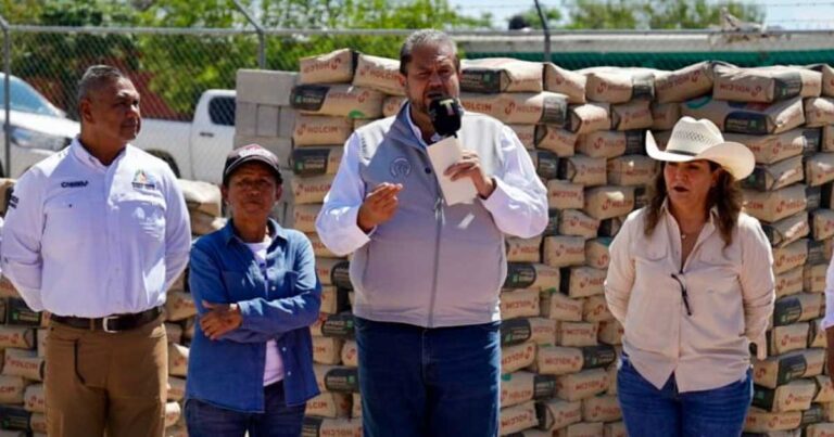 Alcalde de Ramos Arizpe Tomás Gutiérrez.