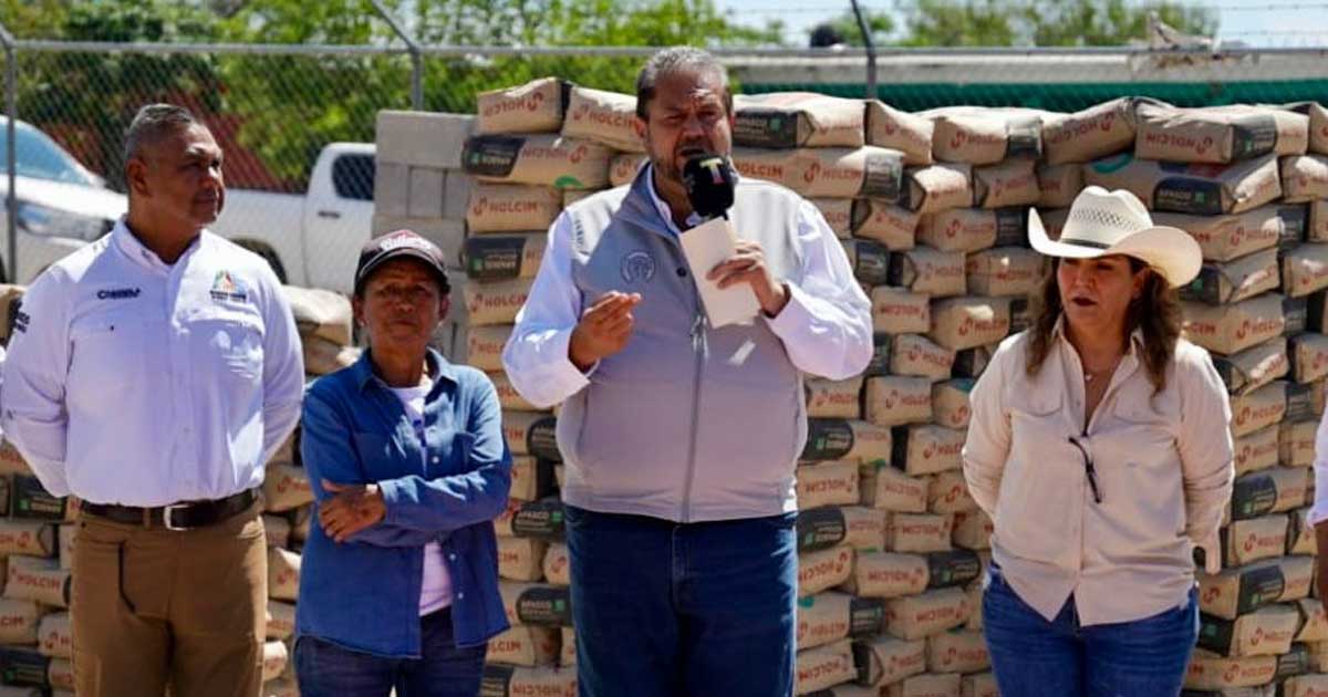 Alcalde de Ramos Arizpe Tomás Gutiérrez.