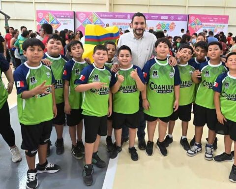 Participantes de la Olimpiada Estatal en Monclova.