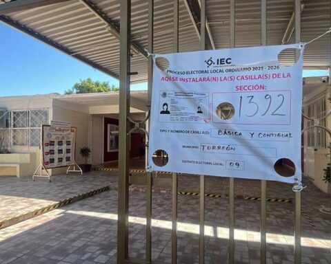 Casilla electoral en Torreón.